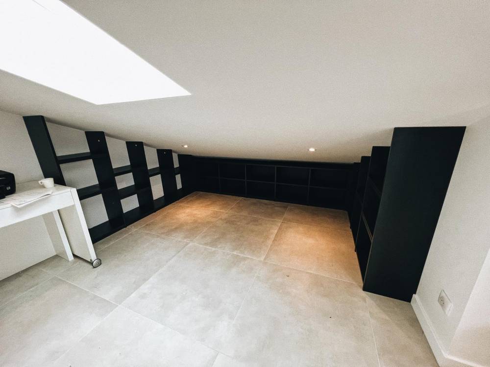 Rangement sous comble